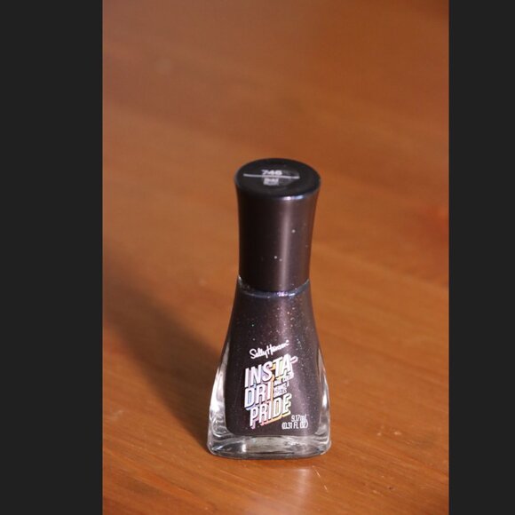 Sally Hansen Insta-Dri Nail Polish – 746 Bold Rush Black Holo Glitter Pride Edit - Picture 7 of 7